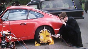 Drop the Dead Donkey - Series 4: Episode 1 | Channel 4