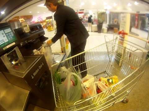 Self service checkout Woolworths Australia