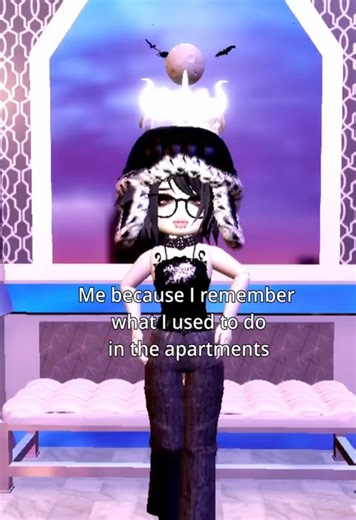 Explore Royale High in Roblox Adventure