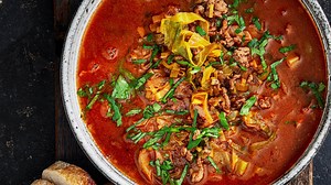 ”Nikkaluokta” – köttfärssoppa med vitkål och senap