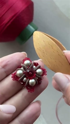 #tattingdesign #weaving #tatting #frivolite