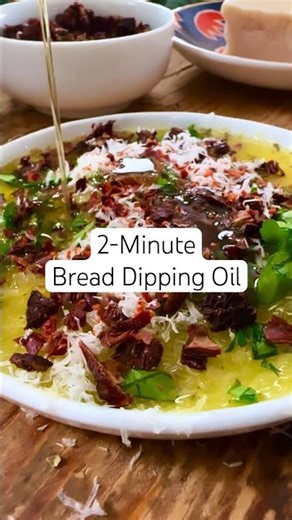 2-Minute Olive Oil Bread Dip! (Bread Dipping Oil!) #oliveoil #shorts