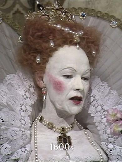 royaltyfandom (@royaltyfandom) - QUEEN ELIZABETH REAL FOOTAGE (IM JOKING 😂 THE VIDEO OF HER DEATH COMMENTS 💀 #fyp #foryou #glendajackson #elizabethr #elizabeth1971 #bbc #queenelizabeth #queenelizabethi #tudorqueen #royalty #royalfamily #uk #tudorengland #viral #lol #history