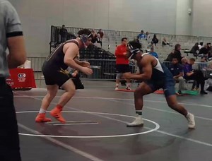 I can't finish single legs against a heavyweight wrestler in my team. (This is what it looks like when I get a single leg on him)