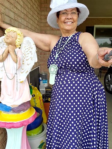 My my.bthis was 5 yrs ago. I had to apply for new driving license, cause I forgot to get it renew . I let it lapses. Jerry took this video.鹿 | Jacki Anderson | Facebook