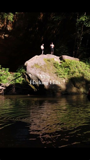 Hocking Hills State Park, Ohio #usatravel #hikerslife #weekendvibes #roadtrip #naturesounds