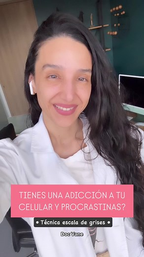 Efectos de la escala de grises en la adicción al celular