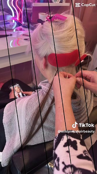 Neapolitan Peekaboo Nano Hair Extension Installation