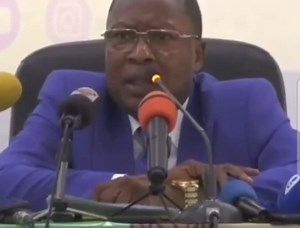 🚨 INCROYABLE ! Au Congo Brazzaville, le football c'est comme le jeu de dame. Les autorités Brazzavilloises ne veulent pas que la population se trompe... Comprenez donc pourquoi... | Leopardsactu