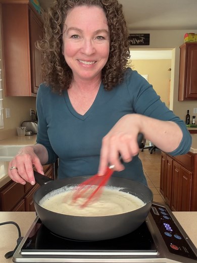 Best Homemade Alfredo Sauce Recipe from Scratch