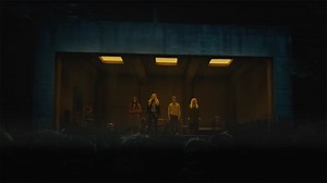 Official Teaser Trailer The Watchers 👀 Dari produser M. Night Shyamalan hadir “The Watchers,” yang ditulis dan disutradarai oleh Ishana Night Shyamalan, berdasarkan novel karya A.M. Shine. Kau tidak dapat melihatnya, tetapi mereka melihat segalanya. Selamat datang di pertunjukan. #TheWatchers segera tayang di Cinépolis Cinemas. #AreYouWatching #CinepolisID | Cinépolis Indonesia