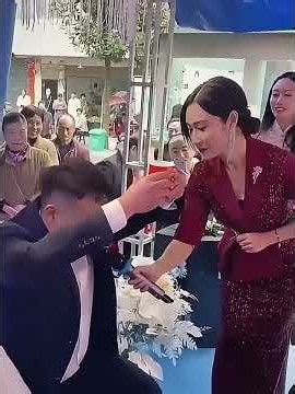 婚禮現場社死瞬間，畢竟是第一次，難免出錯！ #搞笑#猝不及防逗你一笑#專治不開心#funny#shorts
