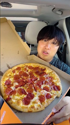 Little Caesars New $4.99 Pizza Deal Is UNBEATABLE 🔥