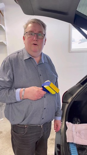 Stick it roller / Sticky buddy How convenient it is? #stickybuddy #stickitroller #pethair #dog #cat #monkey #cleaning #testing