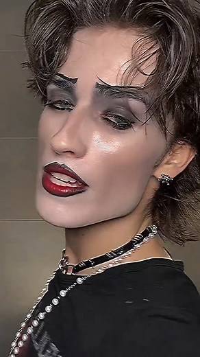 come up to the lab, it’s frank n furter 🖤 | tim curry