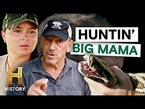 Hunting in Unfamiliar Territory for "Big Mama" | Swamp People: Serpent Invasion (S5) | History