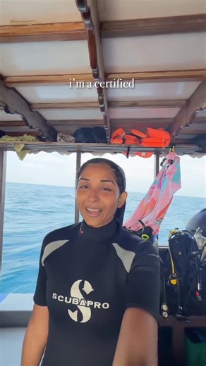 SHEENA | beauty + life on Instagram: "just do it alone!!!🧚🏻‍♀️ i have always wanted to get certified& i finally did it in 2025 @orcadiveclub gave me the best experience & thanks to @scuba_azeem & @scubanees i got such amazing footage hehe 🤭 next goal is to surf & get an advanced open water certificate lessgooooo"