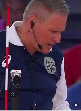 Catch ball fault with two hands