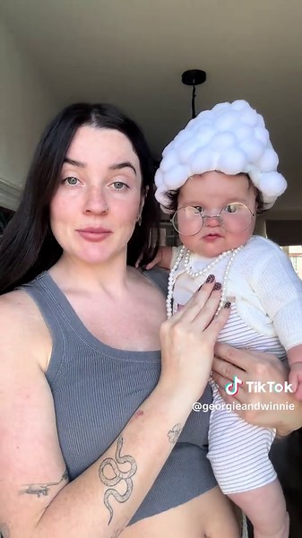 Little old lady Winnie #babywinnie #funnybabies #babies #babylove #funnybabyvideos