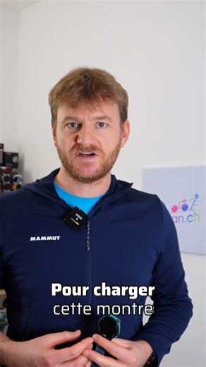 Voici comment on charge la UNA Watch avec son port USB-C intégéré! #short