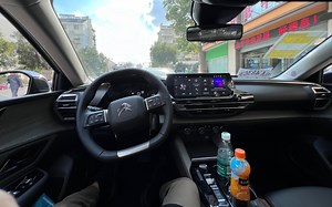 凡尔赛C5x提车3天——慢慢发现解锁一些功能（迎宾功能及车内介绍）