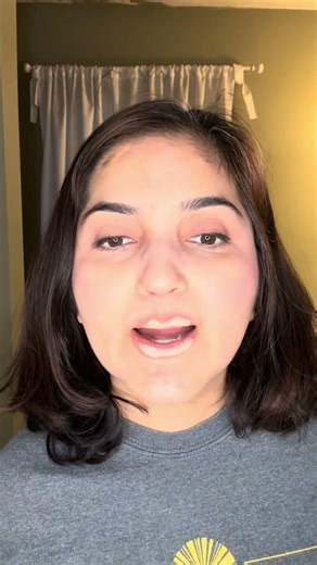 New spring lip color hack! Concealer + red lipstick = peachy pink! #maccosmetics