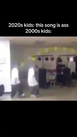 Reece “The Big Boi” Sora (@reecesora77)’s video of 2000`s Songs