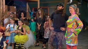 133K views · 3.3K reactions | The Robertsons have different ideas about what makes a good Halloween costume. | Duck Dynasty | Facebook