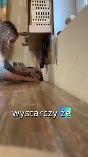 How to protect a countertop for resin molds. How to prepare a countertop for resin pouring. #wood...