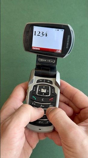 Samsung SGH-P900: When phones were actually EXCITING! 🔄 #samsung #sgh #retro #nostalgia