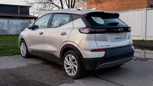 GM faces $1.6B EV hit: Analyst discusses 'key point' to remember