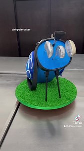 Forego the conventional and savor the extraordinary👌 Our edible golf bag cake……..the ultimate golfer’s delight. . Making your event a memorable one is our priority 👌 Call / Whatsapp 234 703 190 8291 234 805 976 7686 , 234 708 629 0623 . #dripplescakes #golfbagcake | Dripples Cakes
