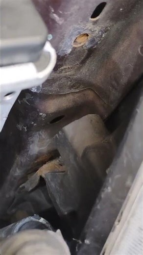 2010 Acura MDX how to put back radiator and fan