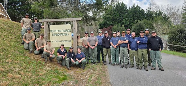 21 Oregon firefighters sent cross-country to help with wildfires