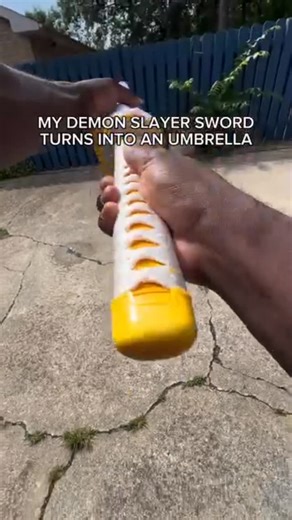 Slayer Umbrella on Instagram: "Demon Slayer Katana Style Umbrella🤩 #tanjiro #animecosplay #anime #anime #demonslayer #demonslayercosplay #demonslayerart"