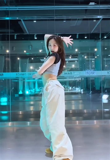 I will show you dance - Ailee #iwillshowyou #ailee #dance #dancecover #dancechallenge #heybunnies🐰