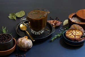 Ultimate Gravy | Sauces, Rubs & Marinades Recipes | Weber BBQ