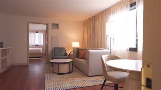 Earlier this week, Tropicana Atlantic City officially welcomed guests to the all-new Solana Tower. After a complete transformation, the west wing of the resort now features 598 redesigned rooms and suites, offering a modern, coastal-inspired retreat. The opening marks a significant milestone in the resort’s ongoing evolution and commitment to providing elevated accommodations in the heart of Atlantic City. | Caesars Entertainment