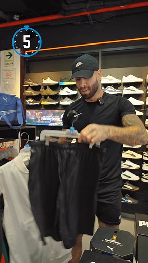 ¡En Triathlon hay tanto por escoger! ¿cómo eliges en solo 30 segundos?🤔👟 Tú también puedes encontrar zapatillas, ropa, accesorios y más productos en tu tienda @triathlon_pe más cercana o en la web 👉TRIATHLON.COM.PE. | Triathlon Sport