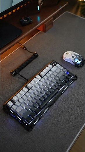 Rate this new Cool Keyboard 1-10🔥 #gravastar #gamingkeyboard #keebs #mercuryk1 #keboard #pckeyboard