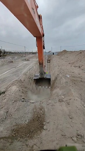 Trenching with an Excavator: How to Dig a Straight, Clean Trench