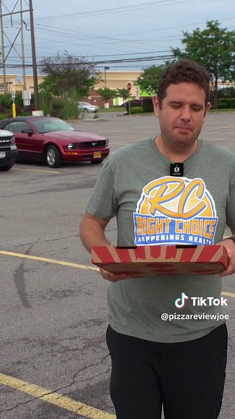 Stuffed Crust Pizza Review at @Chuck E. Cheese #pizza #food #review