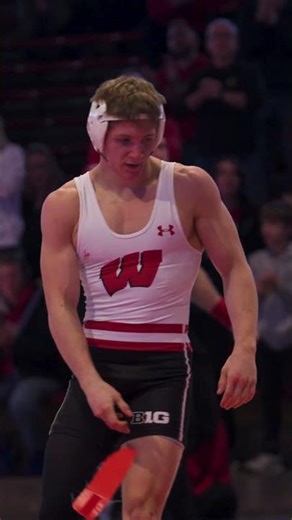 Fugitt Pin vs. Arizona State | Wisconsin Wrestling