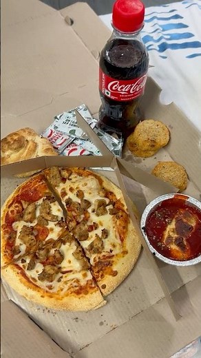 Domino’s 5 course meal with BBQ chicken pizza review