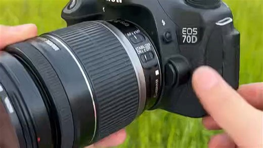 一代机皇佳能70D来喽，想买相机的千万别错过了！