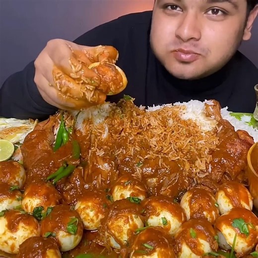 ASMR: EATING SPICY EGG CURRY🔥 BASMATI RICE || #shorts #mukbangn#asmreating #mukbangasmr #asmr