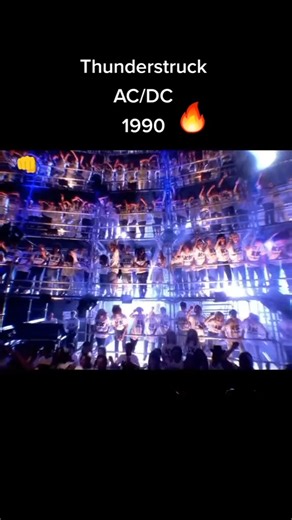 "Thunderstruck" 1990🎸 | AC/DC Forever Loud