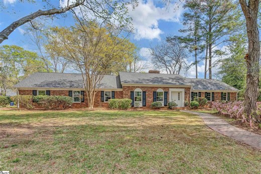401 Southway St, Easley, SC 29640 - MLS 1588864 - Coldwell Banker