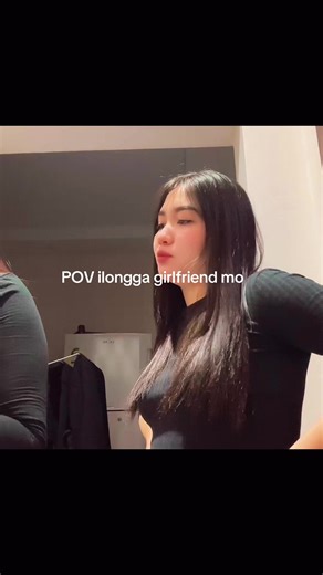 Ilongga Girlfriend Hilariously Probes Phone Secrets