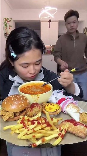 The Warm and Cozy Culinary Moments of a Small Family
